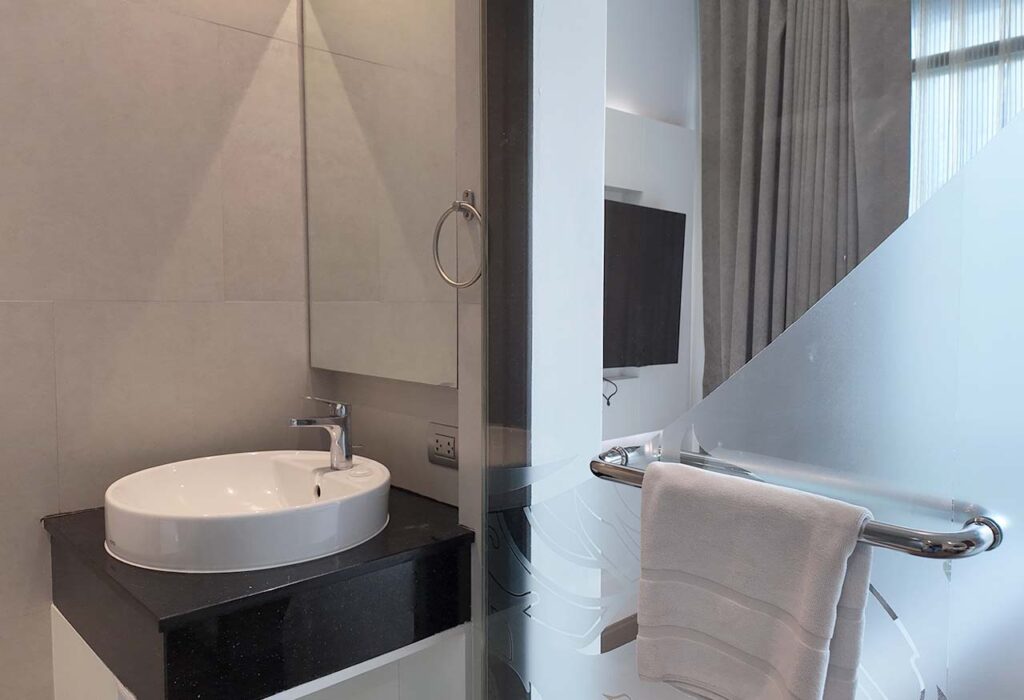 Premier-room-Queen10